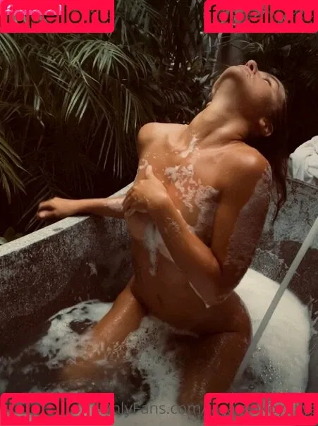 Yuliya Lazarenko Onlyfans Photo Gallery 