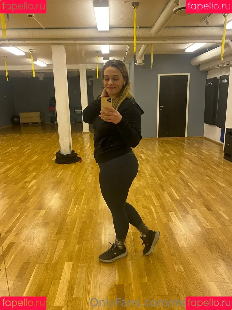monicar96 Onlyfans Photo Gallery 