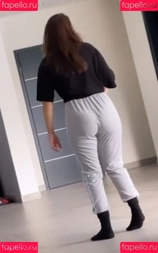 Lia Mitrou Onlyfans Photo Gallery 
