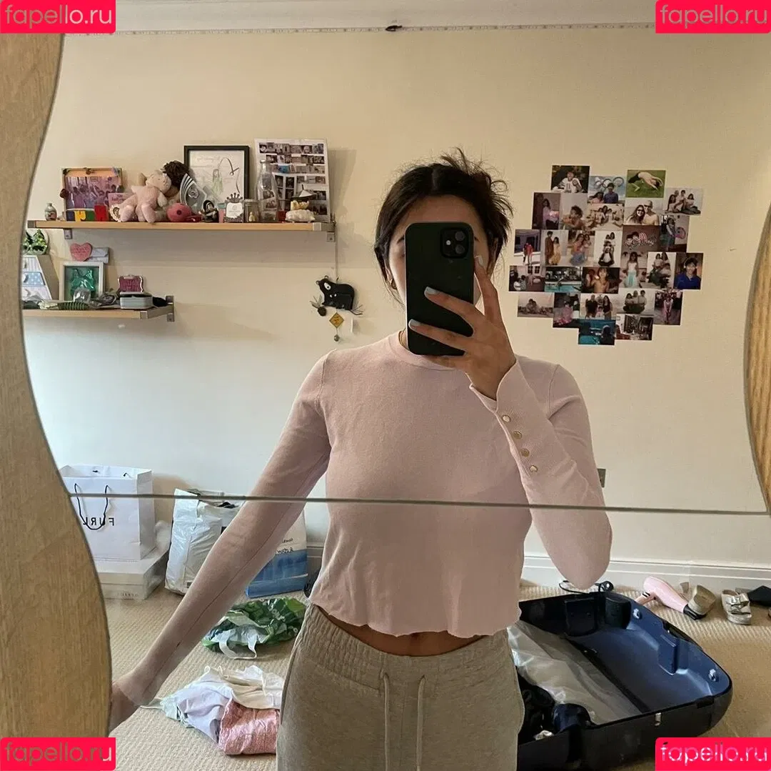 Anya Dhesi Onlyfans Photo Gallery 