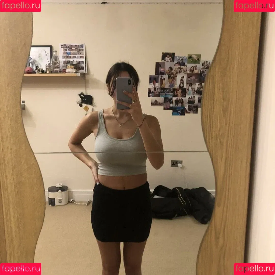 Anya Dhesi Onlyfans Photo Gallery 