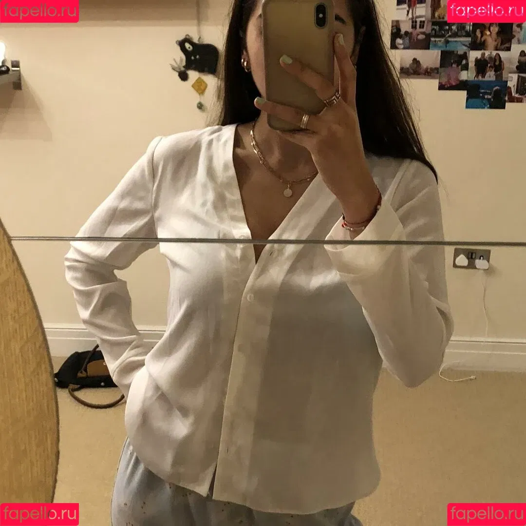 Anya Dhesi Onlyfans Photo Gallery 