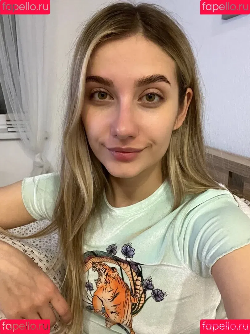 Lil_Eva Onlyfans Photo Gallery 