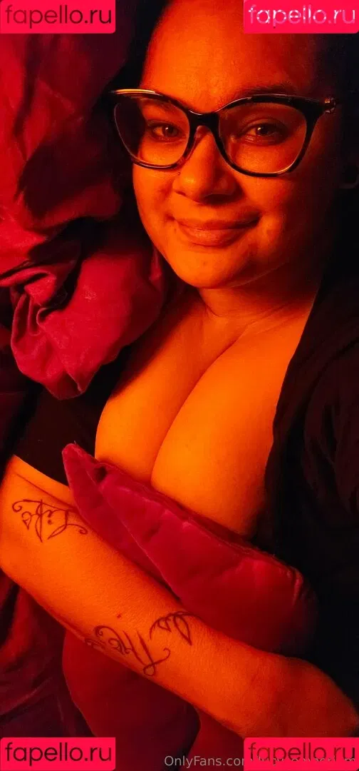 lucysemporium Onlyfans Photo Gallery 