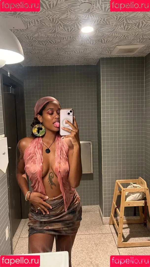 Christina Brown Onlyfans Photo Gallery 