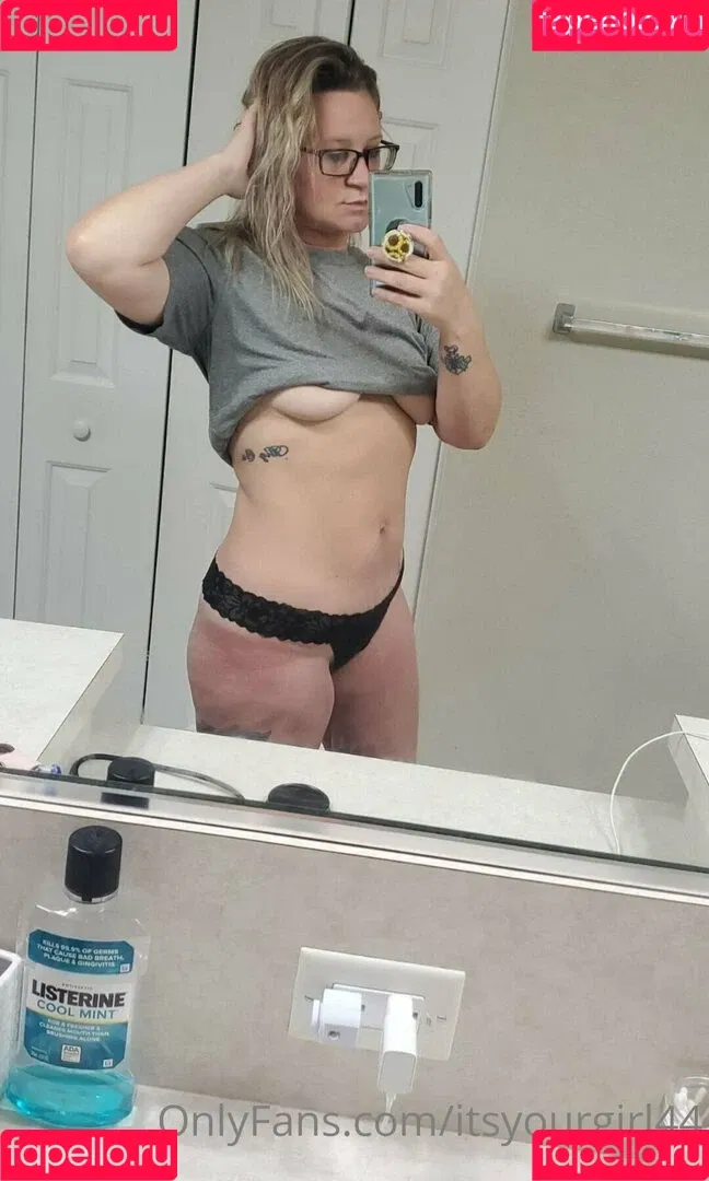 itsyourgirl44 Onlyfans Photo Gallery 