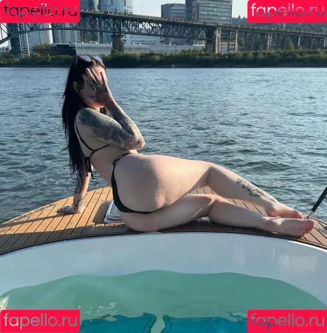 truckstopstripper Onlyfans Photo Gallery 