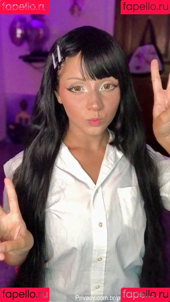 Laura Tsuki Onlyfans Photo Gallery 