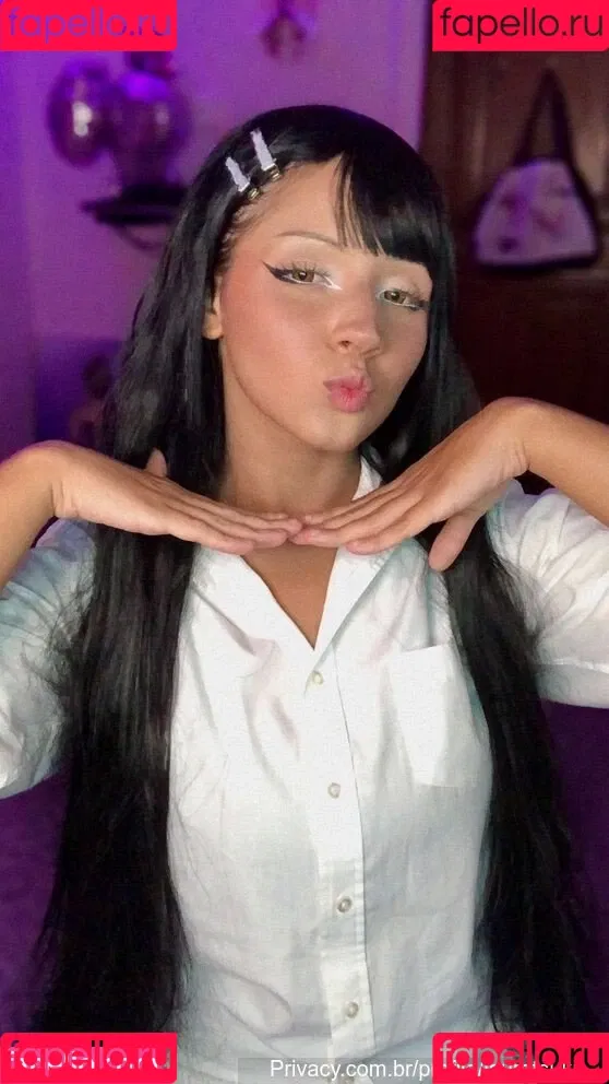 Laura Tsuki Onlyfans Photo Gallery 