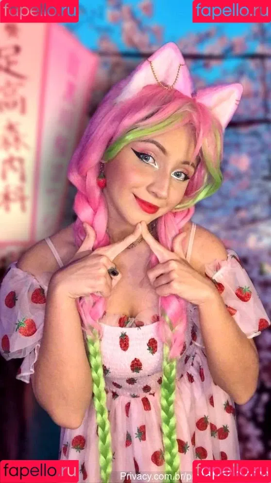 Laura Tsuki Onlyfans Photo Gallery 