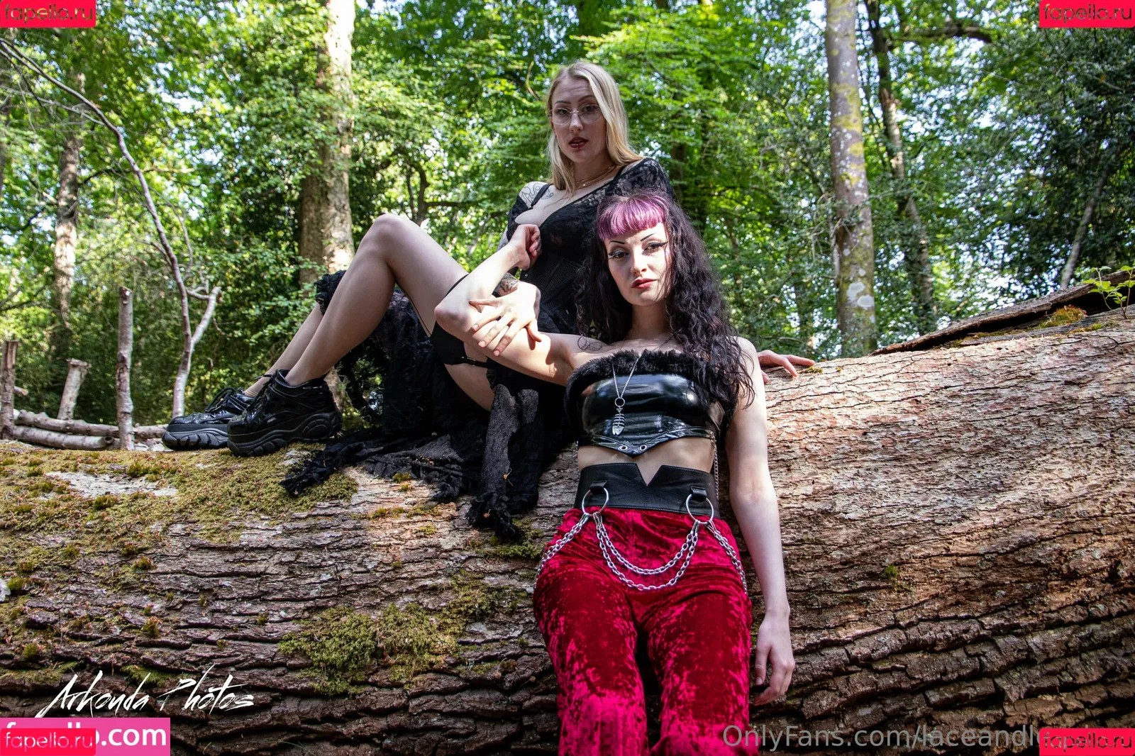 laceandleashes Onlyfans Photo Gallery 
