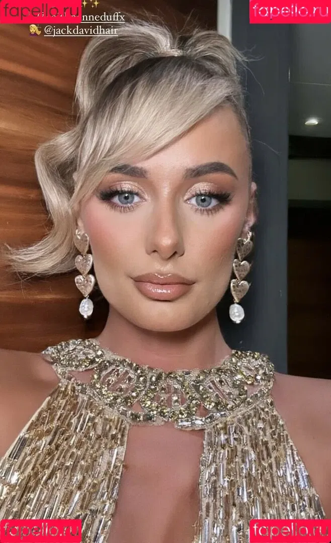 Millie Court Onlyfans Photo Gallery 