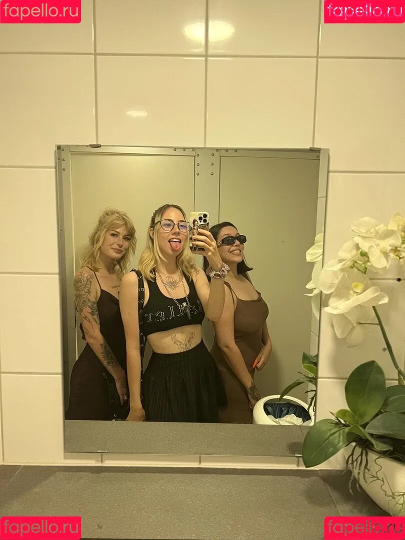 softgodess Onlyfans Photo Gallery 
