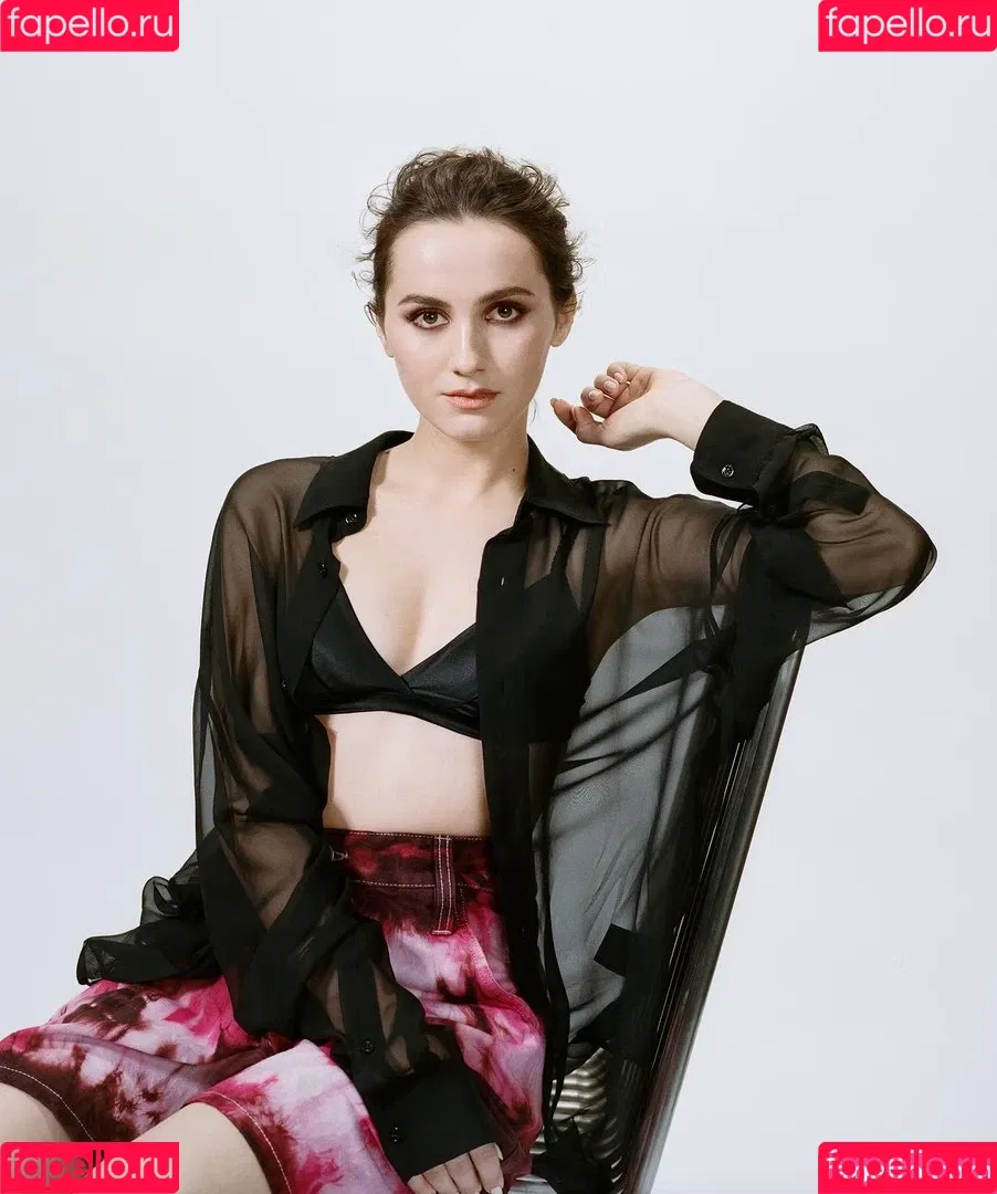 Maude Apatow Onlyfans Photo Gallery 