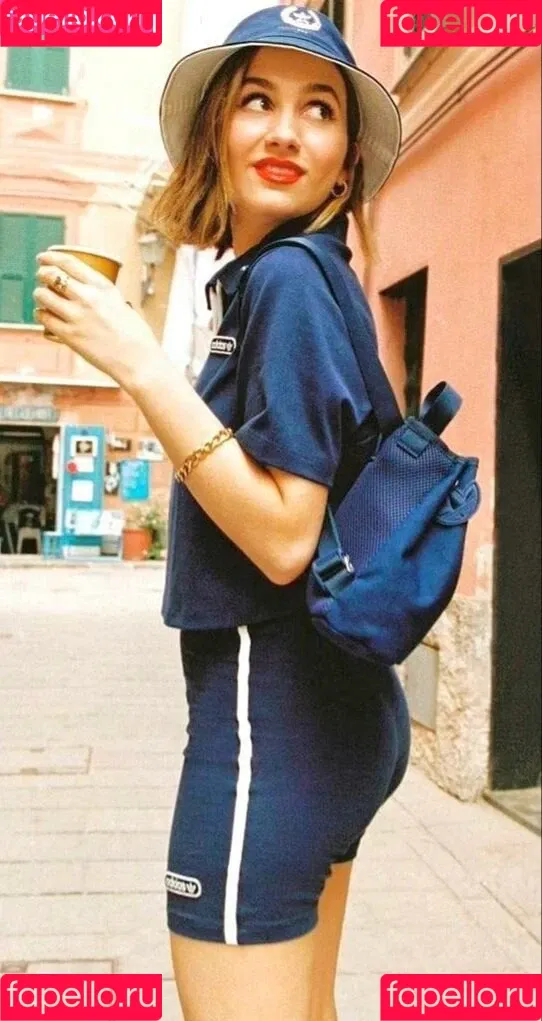 Maude Apatow Onlyfans Photo Gallery 