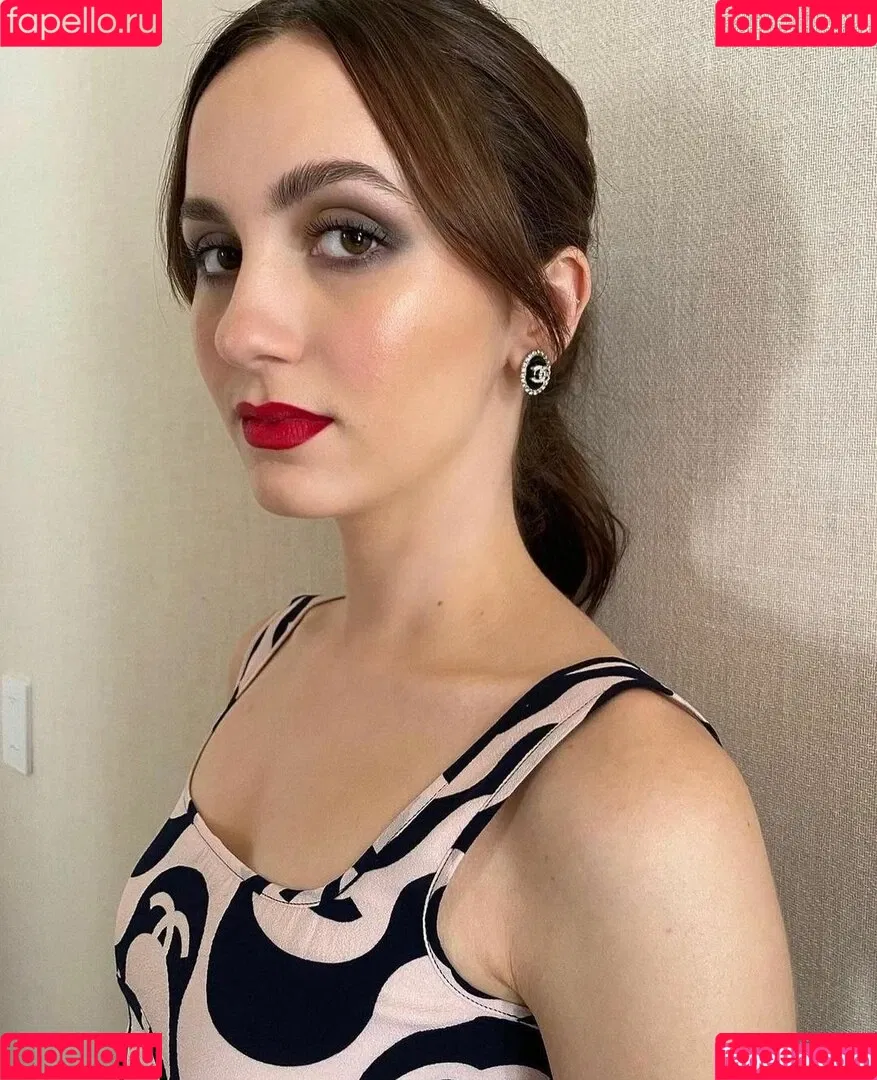 Maude Apatow Onlyfans Photo Gallery 