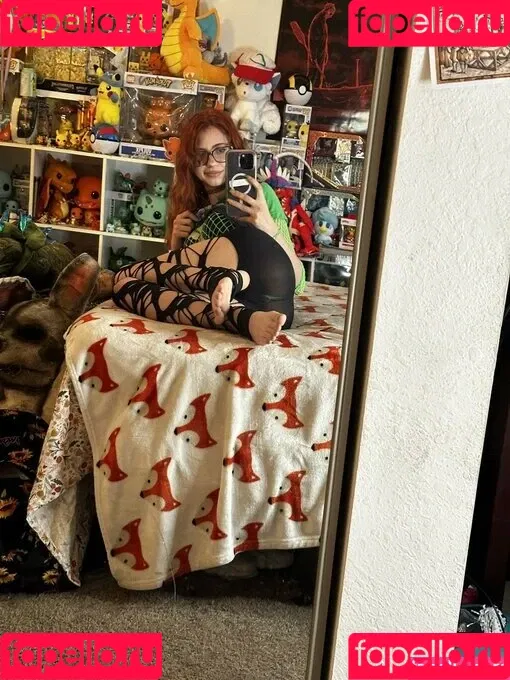 mari.m0nster Onlyfans Photo Gallery 
