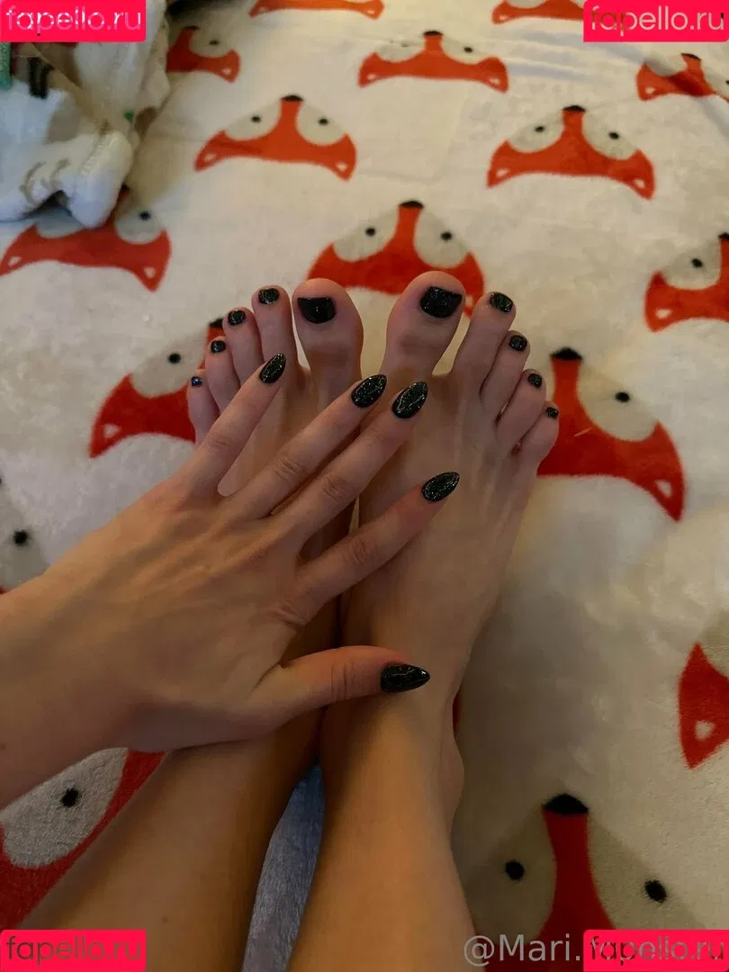 mari.m0nster Onlyfans Photo Gallery 