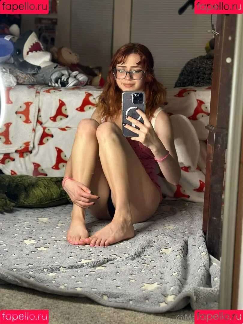 mari.m0nster Onlyfans Photo Gallery 