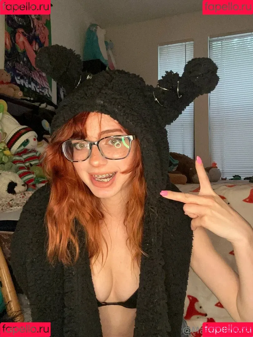 mari.m0nster Onlyfans Photo Gallery 