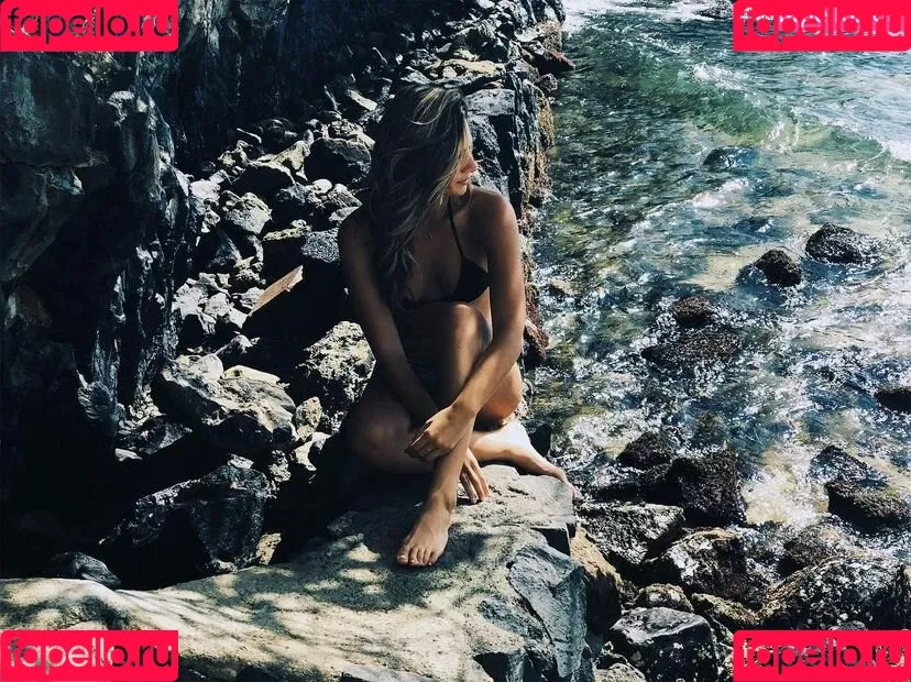 Taryn Hatcher Onlyfans Photo Gallery 