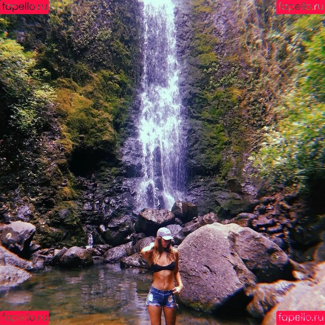 Taryn Hatcher Onlyfans Photo Gallery 