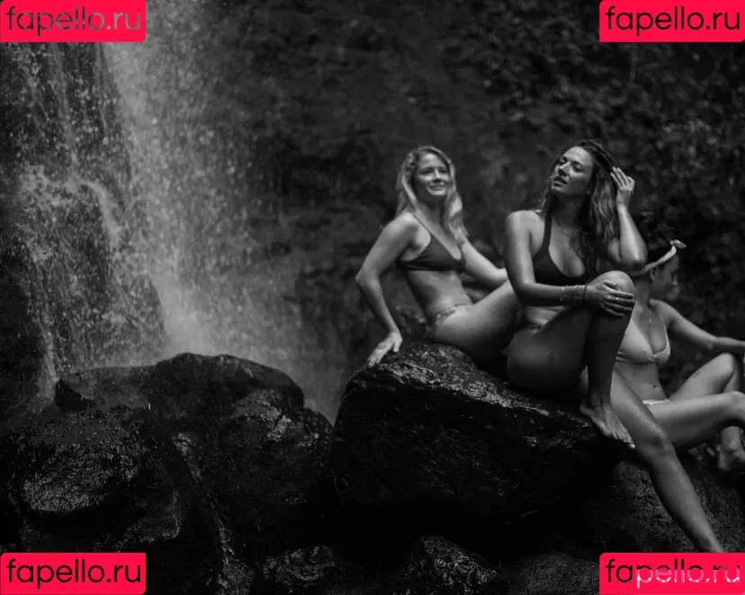 Taryn Hatcher Onlyfans Photo Gallery 