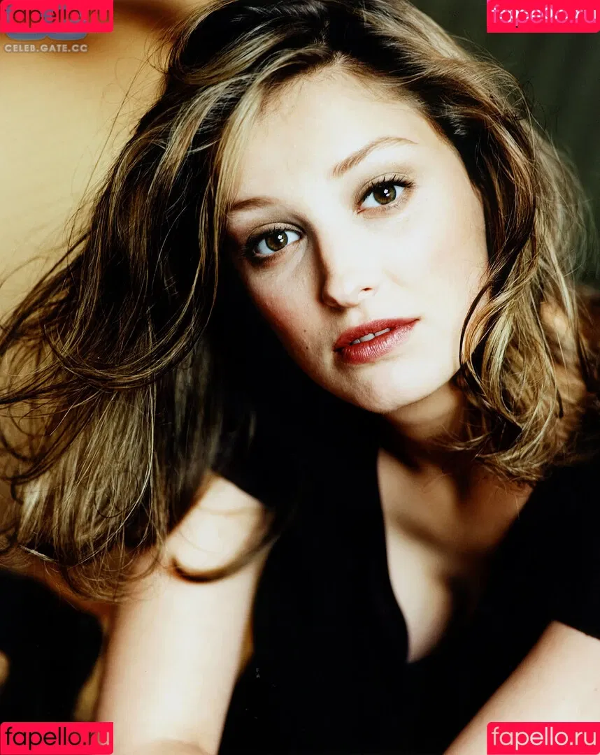 Alexandra Maria Lara Onlyfans Photo Gallery 