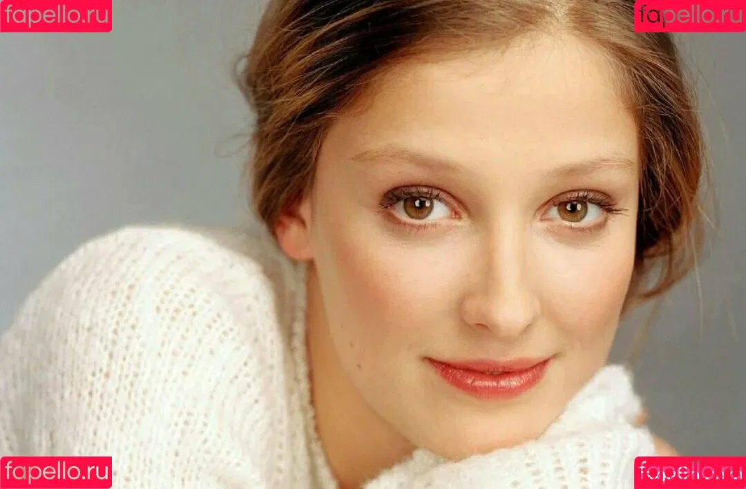 Alexandra Maria Lara Onlyfans Photo Gallery 