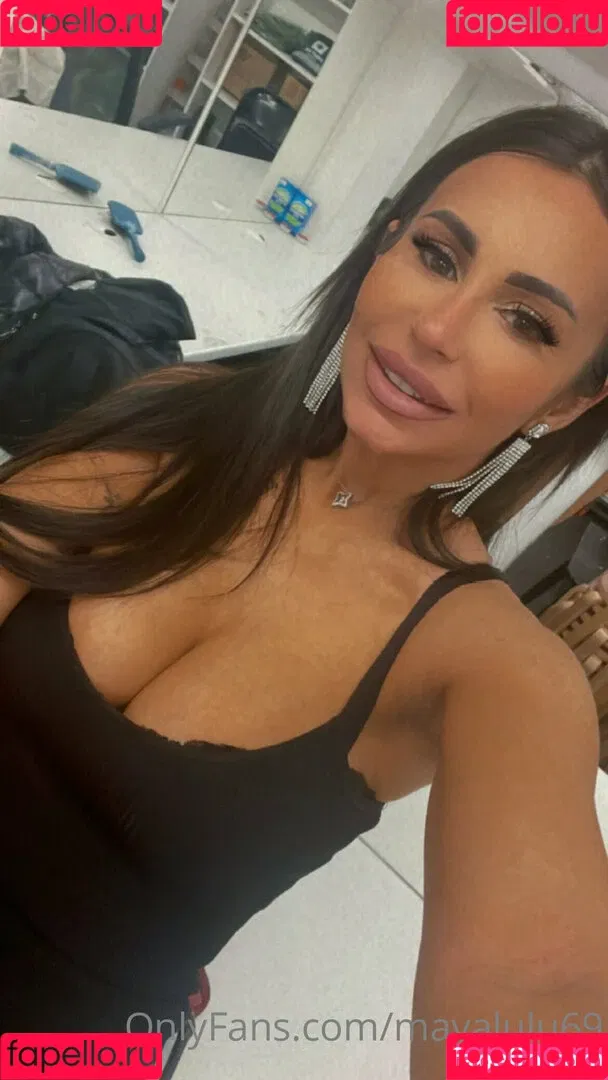 mayalulu69 Onlyfans Photo Gallery 