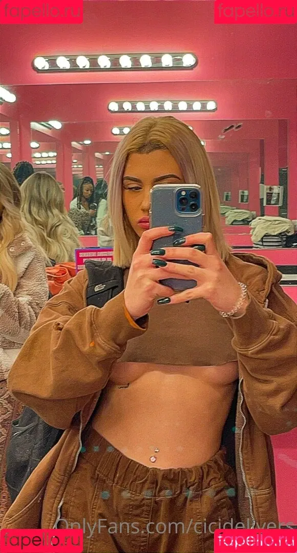 cicidelivers Onlyfans Photo Gallery 