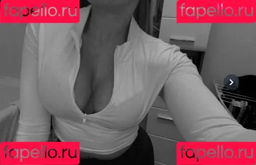 Alinahrndz Onlyfans Photo Gallery 