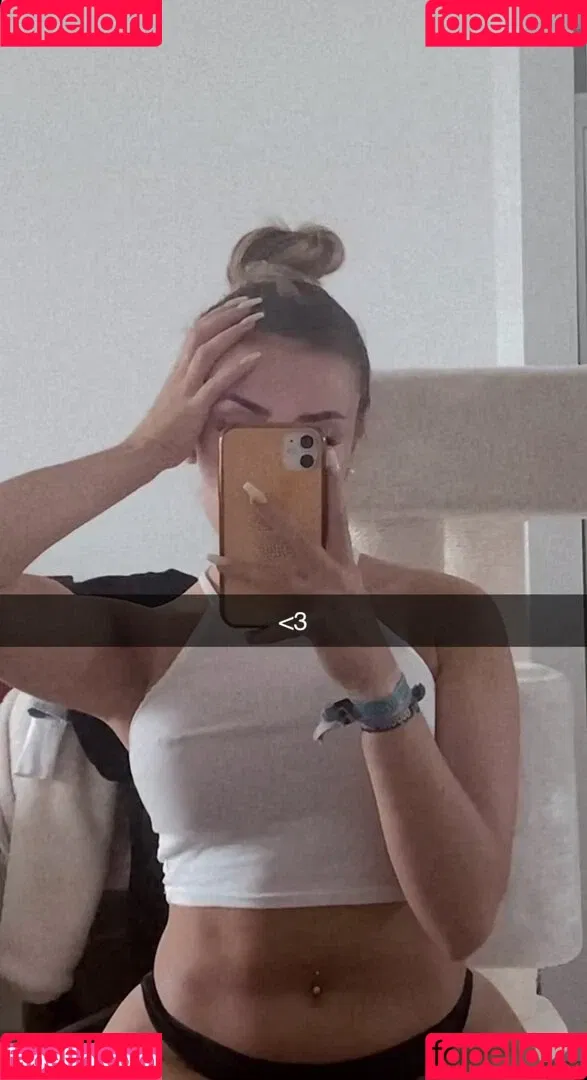 Alinahrndz Onlyfans Photo Gallery 