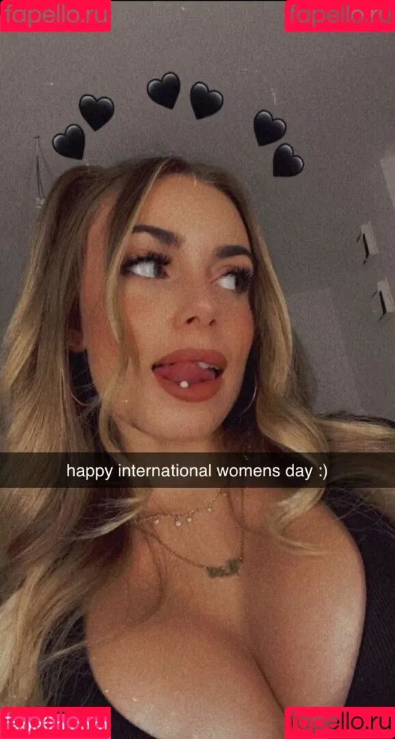 Alinahrndz Onlyfans Photo Gallery 