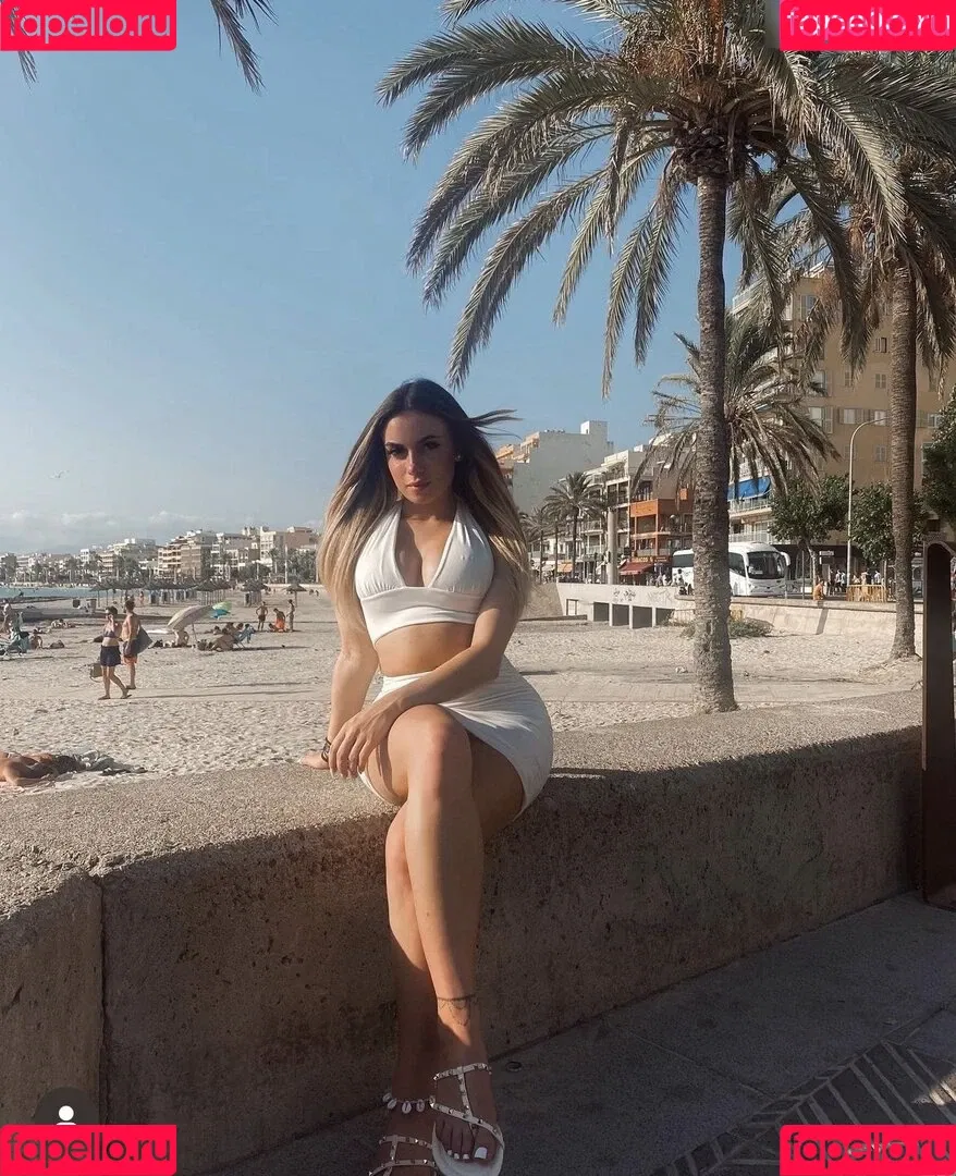 Alinahrndz Onlyfans Photo Gallery 