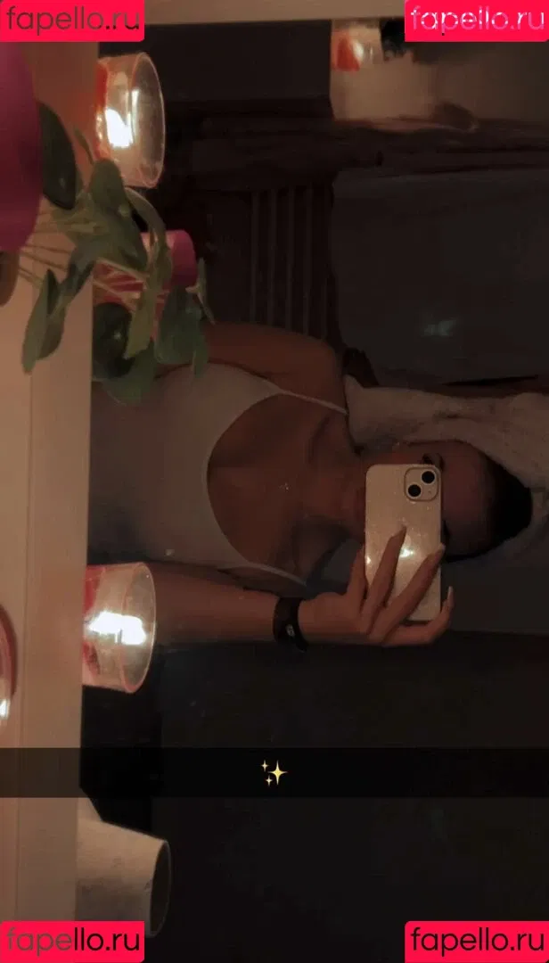 Alinahrndz Onlyfans Photo Gallery 