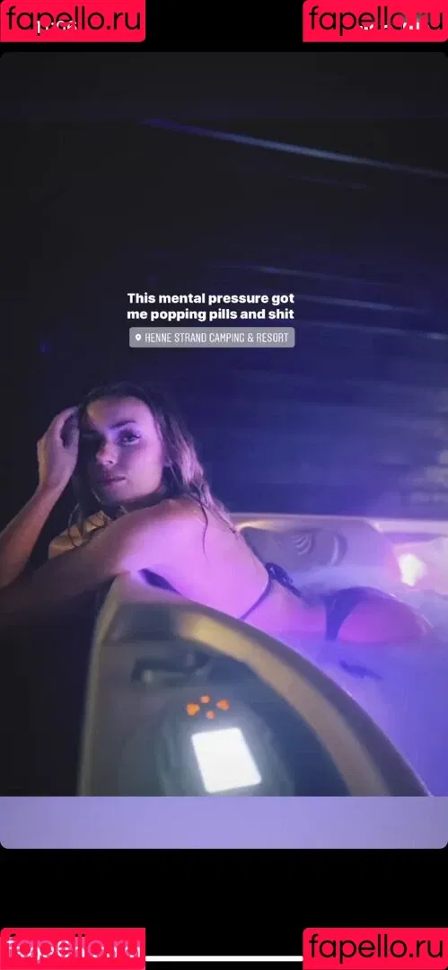 Alinahrndz Onlyfans Photo Gallery 