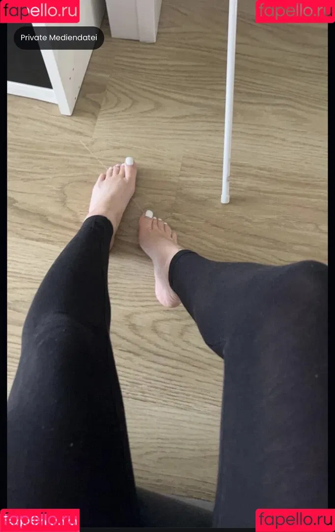 Alinahrndz Onlyfans Photo Gallery 