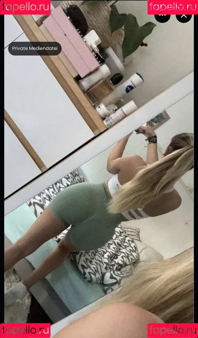 Alinahrndz Onlyfans Photo Gallery 