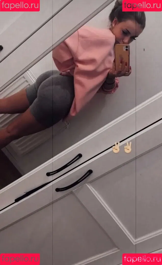 Alinahrndz Onlyfans Photo Gallery 