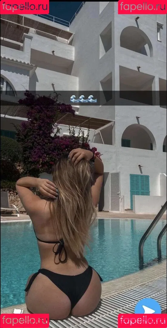 Alinahrndz Onlyfans Photo Gallery 