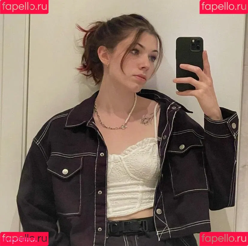 Reved Onlyfans Photo Gallery 