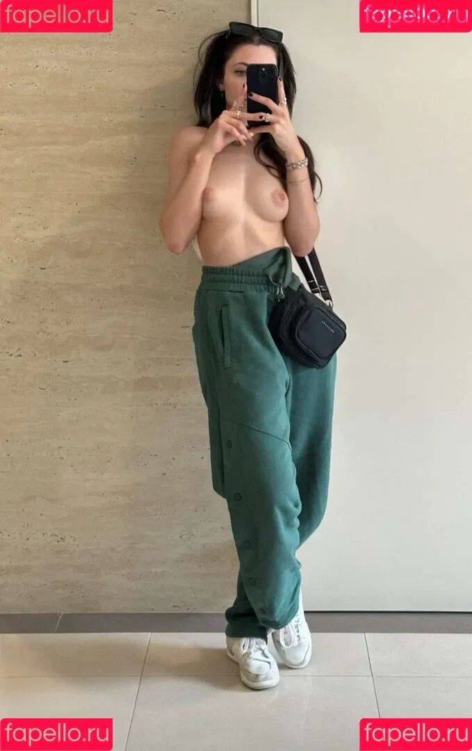 Reved Onlyfans Photo Gallery 