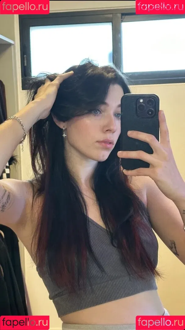 Reved Onlyfans Photo Gallery 