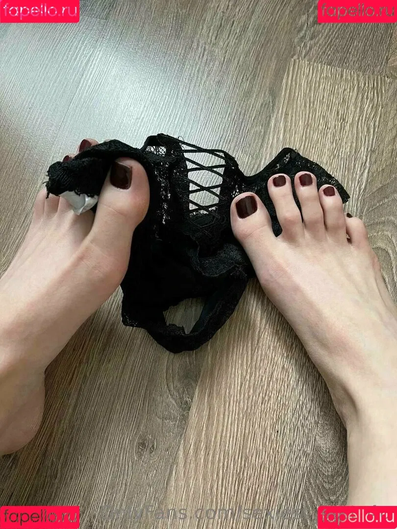 sexiest_feet_4u Onlyfans Photo Gallery 