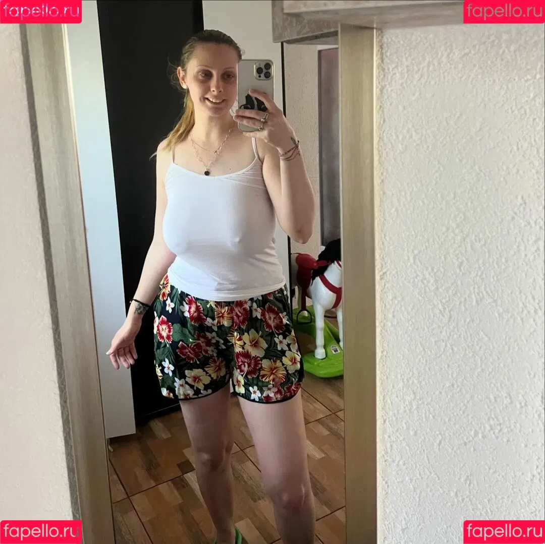 Elena Ilie Onlyfans Photo Gallery 