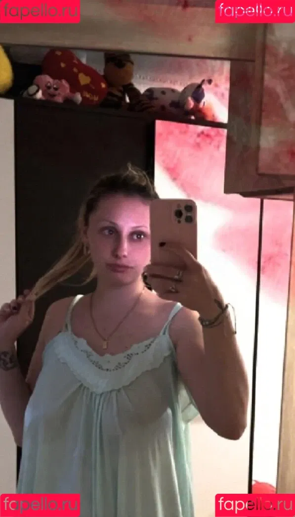 Elena Ilie Onlyfans Photo Gallery 