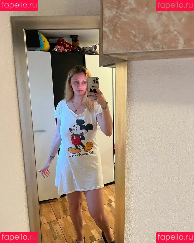 Elena Ilie Onlyfans Photo Gallery 