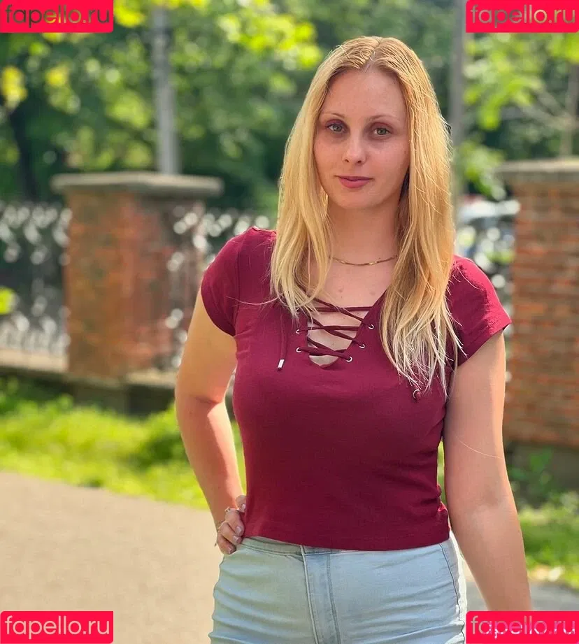 Elena Ilie Onlyfans Photo Gallery 