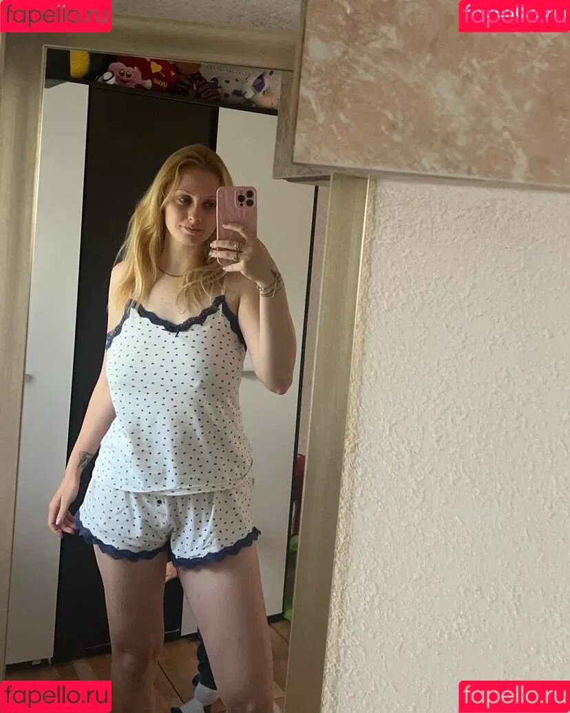 Elena Ilie Onlyfans Photo Gallery 